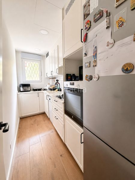 Foto 1a728214-e2d7-4514-89a3-bdcf6ba945ce. Piso en Sant Antoni Barcelona