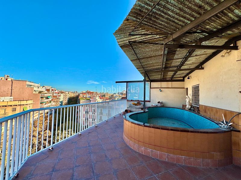 Foto 3393778b-7f74-4f90-a77d-ce1d80ade908. Attico con piscina in Sant Antoni Barcelona