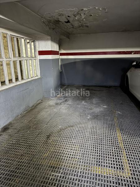 Foto b6edfdbb-92ca-445a-a81f-51e49968ef0e. Aparcament cotxe a Sant Antoni Barcelona