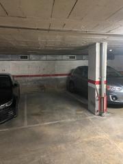 Aparcament cotxe  Carretera de la bordeta. Parking al lado de plaza españa