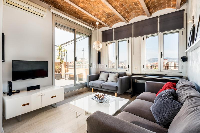 Foto 4146487d-fd60-4638-85ae-e3437815d80d. Ático atico con terraza en Hostafrancs Barcelona