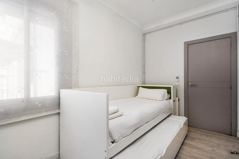 Foto f9d9b768-7556-40db-a841-a30522130325. Ático atico con terraza en Hostafrancs Barcelona