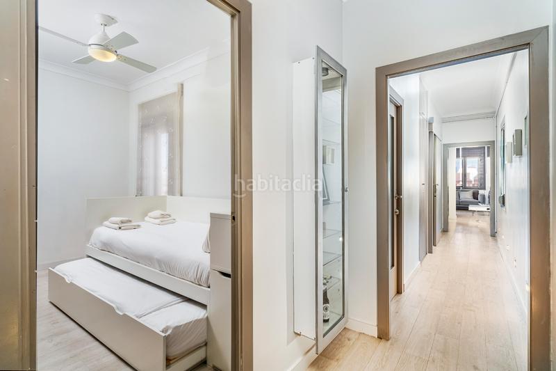 Foto fbdf7143-338f-4177-bfcb-b74585b1596c. Ático atico con terraza en Hostafrancs Barcelona