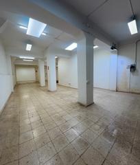 Local Comercial en Carrer de Rossend Arús