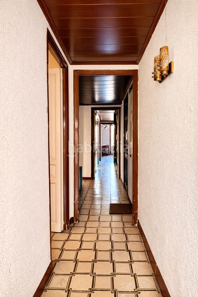 Foto 0b69db1e-fafa-4329-a0a3-ffc00eabd54e. Piso en Sant Antoni Barcelona