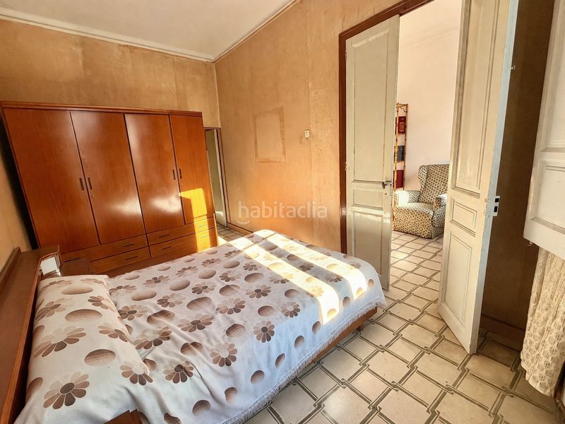 Foto b9a3a748-792d-4075-ad4b-8c8a049b32cd. Piso en Sant Antoni Barcelona