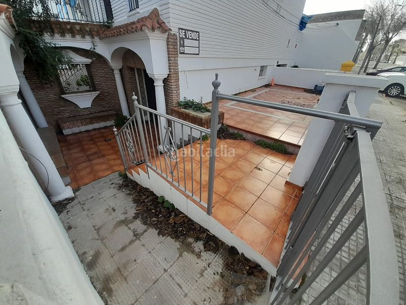 Foto ce81286e-96e8-42bd-8b95-fca681618667. Local comercial a Playa de la Regla Chipiona