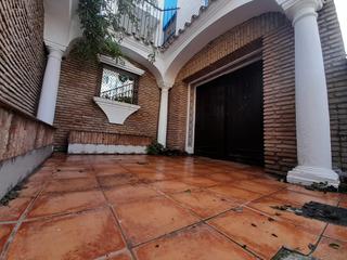 Locale commerciale in Av/ Sevilla