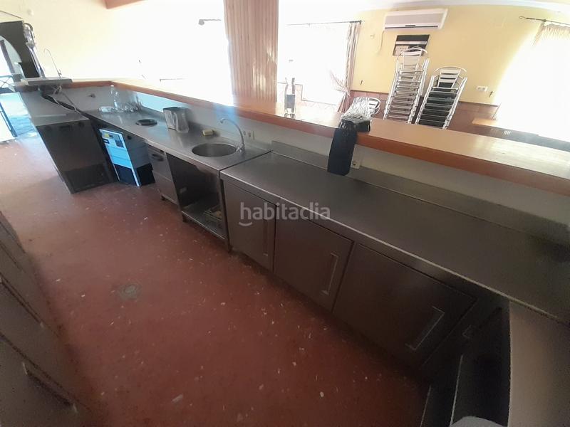 Foto fbd08c73-543a-4f9b-a42c-fee990c20694. Local comercial en Puerto Deportivo Chipiona