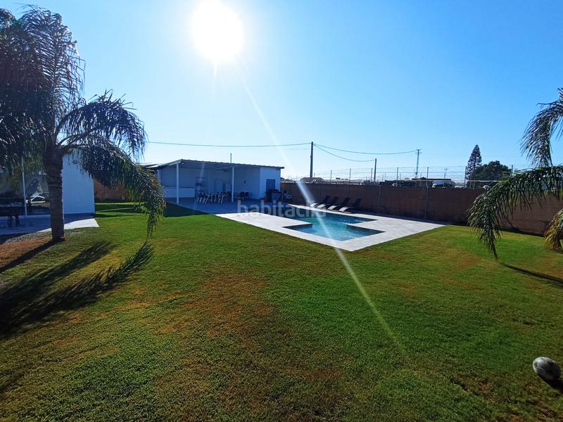 Foto 052cc55d-2f50-4bf1-b1f6-6c193fad4fb8. Rent country house in Avenida de Rota Chipiona