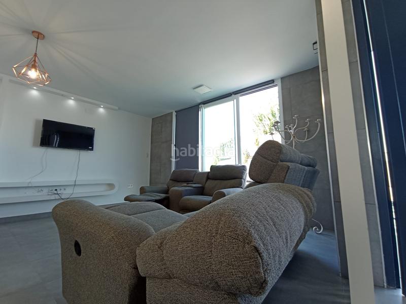 Foto 63af80da-0bfc-451f-96b7-6d00ad5780c0. Rent country house in Avenida de Rota Chipiona