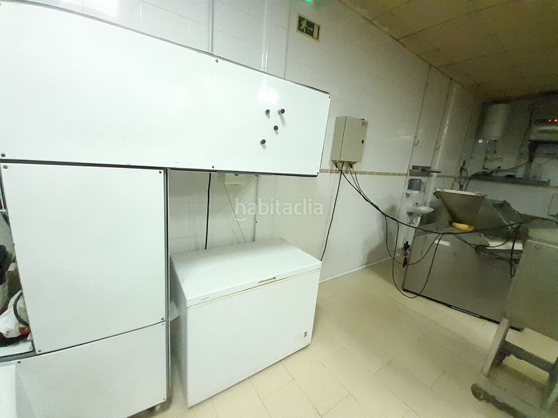 Foto c52ce98e-d89d-4ea4-ace6-41572d3ee1b3. Local comercial en Chipiona norte Chipiona