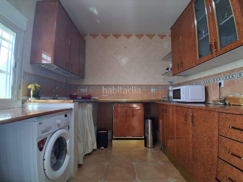 Foto d1e96d06-8e70-43bf-804c-ed3de70723fa. Chalet in av/ madrid 120 in Centro Chipiona