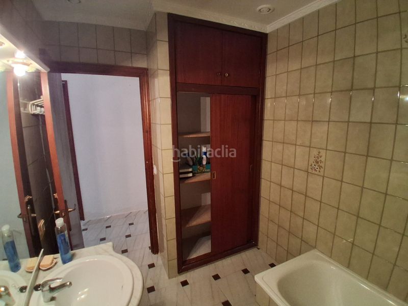 Foto e829347d-5bfc-46d5-a40e-937494aee087. Chalet in Centro Chipiona