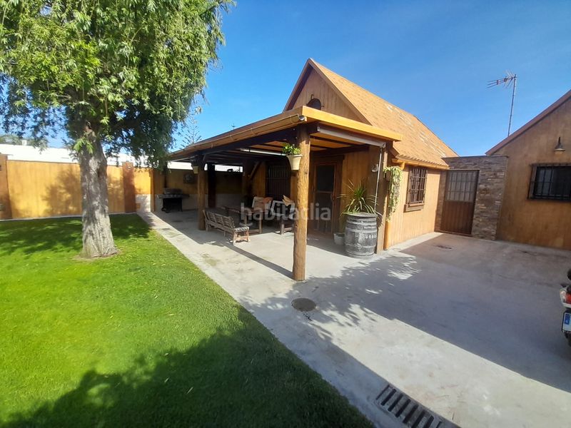 Foto da2ac9d9-9cbb-4bd3-8f28-f0a02aaaeb13. Masía en Las Tres Piedras - Costa Ballena Chipiona
