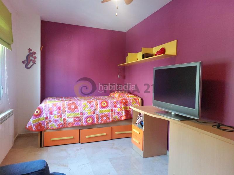 Foto 2dcee1db-dc55-4ac5-a5a6-5e6a995b9f4c. House with parking in Puente Tablas - Puente Nuevo - Cerro Molina Jaén