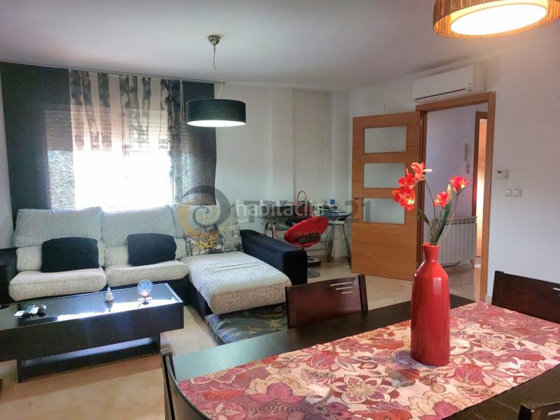 Foto 3d1f7daf-e33d-4a9f-9cd9-78a26498f7bc. House with parking in Puente Tablas - Puente Nuevo - Cerro Molina Jaén