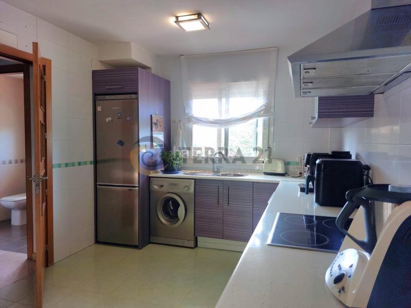 Foto 5a567294-a0b5-44c2-87e5-9b04fd7bdbd5. House with parking in Puente Tablas - Puente Nuevo - Cerro Molina Jaén