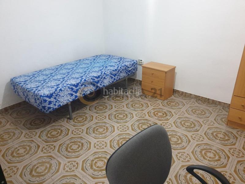 Foto 7b62179c-8707-4352-92ef-8c4a1d6c57c7. Alquiler piso  4 habitaciones alquiler en Peñamefecit - Avda Barcelona Jaén