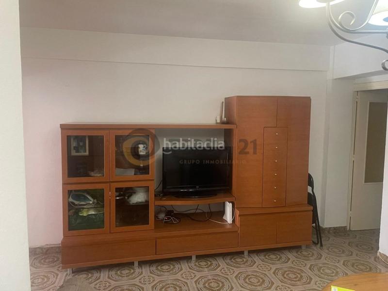Foto e44ad442-13d1-4582-9965-2ab531658f44. Alquiler piso  4 habitaciones alquiler en Peñamefecit - Avda Barcelona Jaén