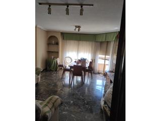 Lloguer Pis a Peñamefecit - Avda Barcelona. Piso 4 habitaciones alquiler jaén