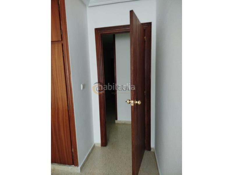 Foto 82080e57-e59c-4a66-97e0-6688f6d685fb. Alquiler piso  alquiler en Peñamefecit - Avda Barcelona Jaén