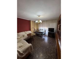 Alquiler Piso en Hospital. Piso 4 habitaciones alquiler jaén