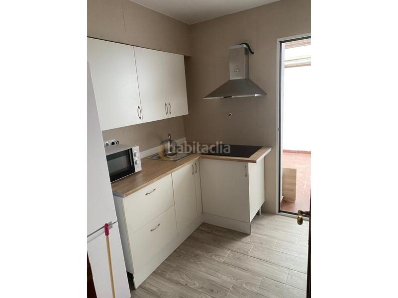 Foto 81a787f6-92e5-4ffb-a5f7-a9efba3d2eb2. Lloguer pis a Peñamefecit - Avda Barcelona Jaén