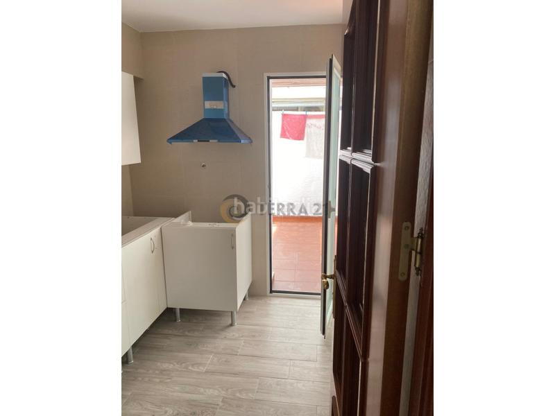 Foto 2bda7cf8-f0f9-4911-aed8-f643a9a4d3cb. Miete etagenwohnung in Peñamefecit - Avda Barcelona Jaén