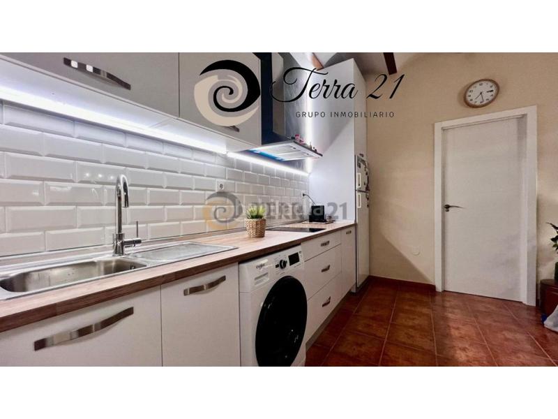Foto 878eb14f-7503-4d6c-80d6-205e2ceb7f6c. Location appartement avec parking dans Villares (Los)