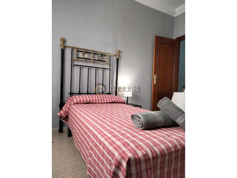 Foto 1dcf1f40-ceb4-41bb-8b8c-eb10da3a0915. Alquiler piso  3 habitaciones alquiler en San Ildefonso - Catedral Jaén