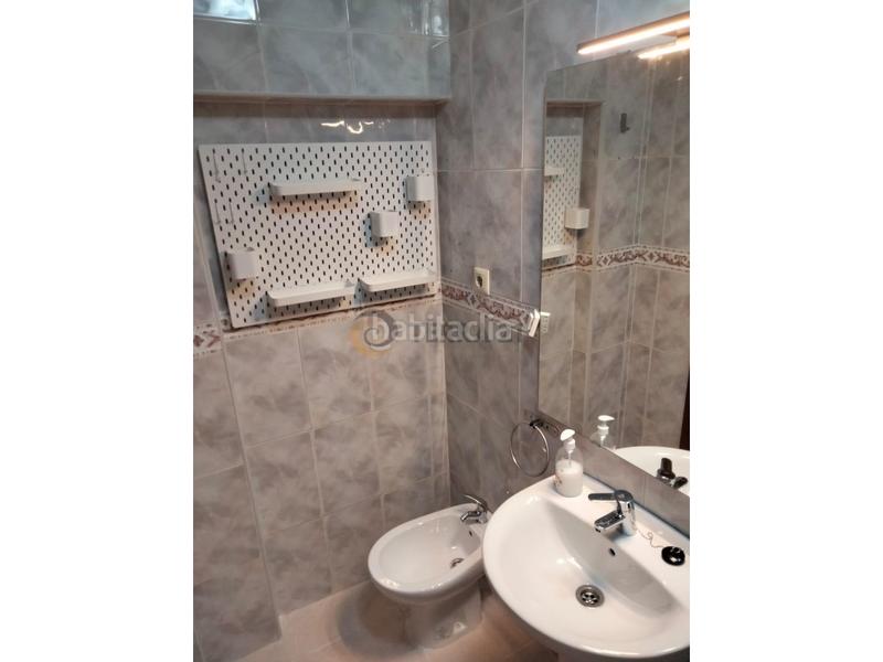 Foto a3b115d1-dba0-43d4-9483-e0f191efa424. Alquiler piso  3 habitaciones alquiler en San Ildefonso - Catedral Jaén