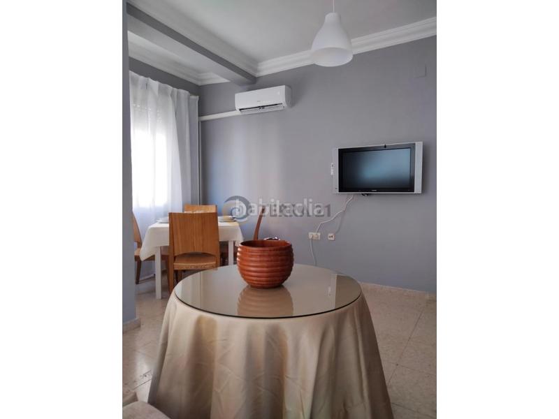 Foto aeb6deb0-53f1-40f0-9499-ae747bf0c41b. Alquiler piso  3 habitaciones alquiler en San Ildefonso - Catedral Jaén
