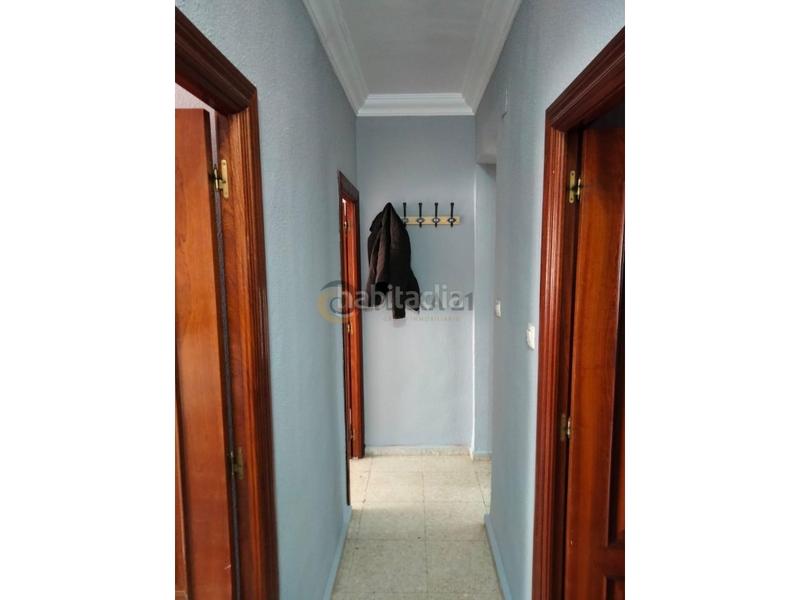 Foto ce41a763-a1ca-4750-a63b-1e3184bf37f9. Alquiler piso  3 habitaciones alquiler en San Ildefonso - Catedral Jaén