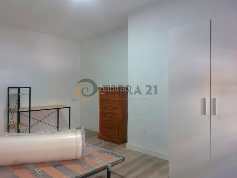 Foto ebd56e87-010e-47f8-bd94-75724a0db635. Rent flat in Peñamefecit - Avda Barcelona Jaén