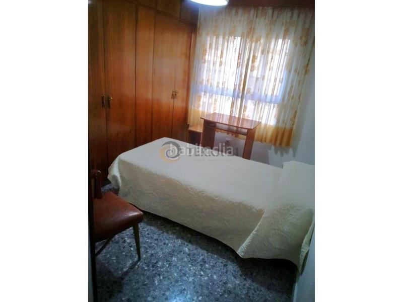 Foto 47c2a8a2-c93d-4eae-ada6-4ca3a94b6e0c. Alquiler piso  4 habitaciones alquiler en San Ildefonso - Catedral Jaén