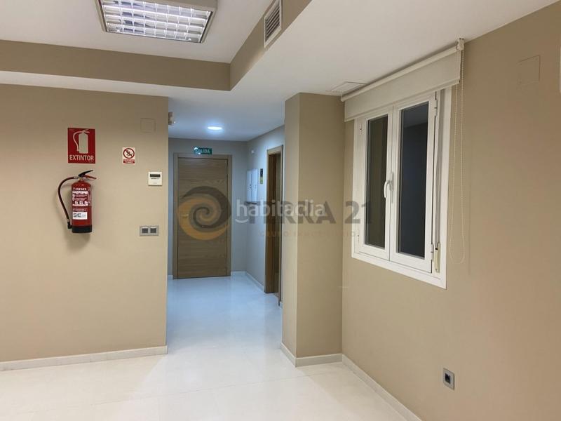 Foto 9821f04d-06a3-4db5-bd3d-d412f235fef0. Lloguer oficina a Renfe - Bulevar 1ª y 2ª Fase Jaén