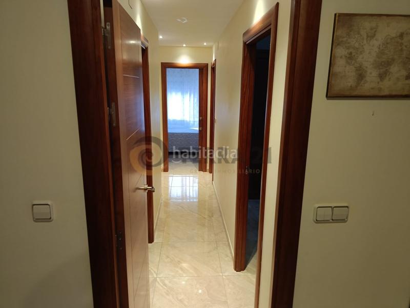 Foto 1bcaf792-7781-44bc-bf8d-75582be98799. Alquiler piso  4 habitaciones alquiler en San Ildefonso - Catedral Jaén