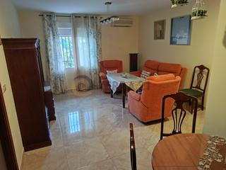 Location Appartement à San Ildefonso - Catedral. Piso 4 habitaciones alquiler jaén