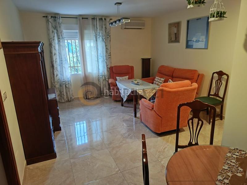 Foto 61ec7a2d-c8ef-44e6-95c8-bb81cebd5779. Alquiler piso  4 habitaciones alquiler en San Ildefonso - Catedral Jaén