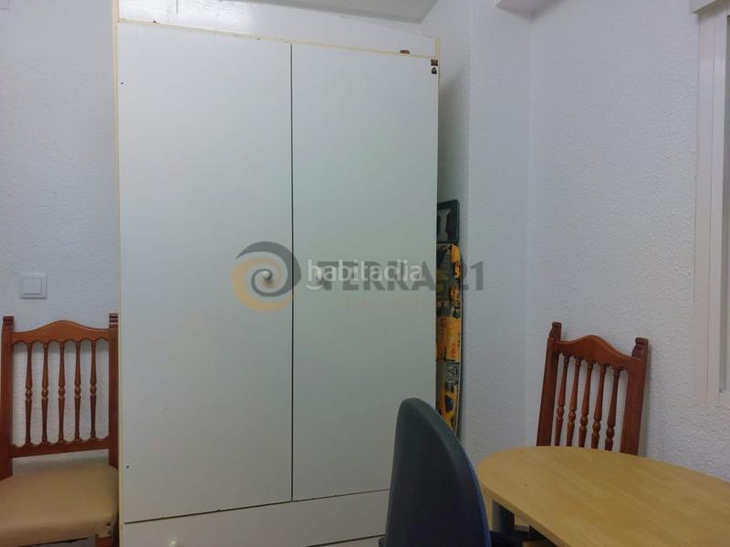 Foto cb83c720-d587-41a2-98dc-8ceb29eafa7f. Rent flat in Peñamefecit - Avda Barcelona Jaén