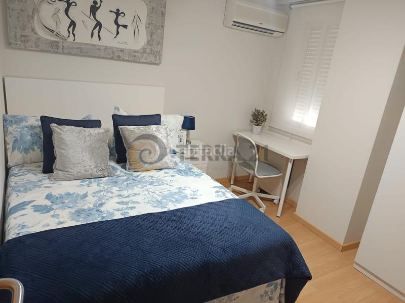 Foto ac034d0b-2231-439f-b223-06f0f171f7d3. Alquiler piso  4 habitaciones alquiler en Avda de Madrid - Pº de la Estación Jaén