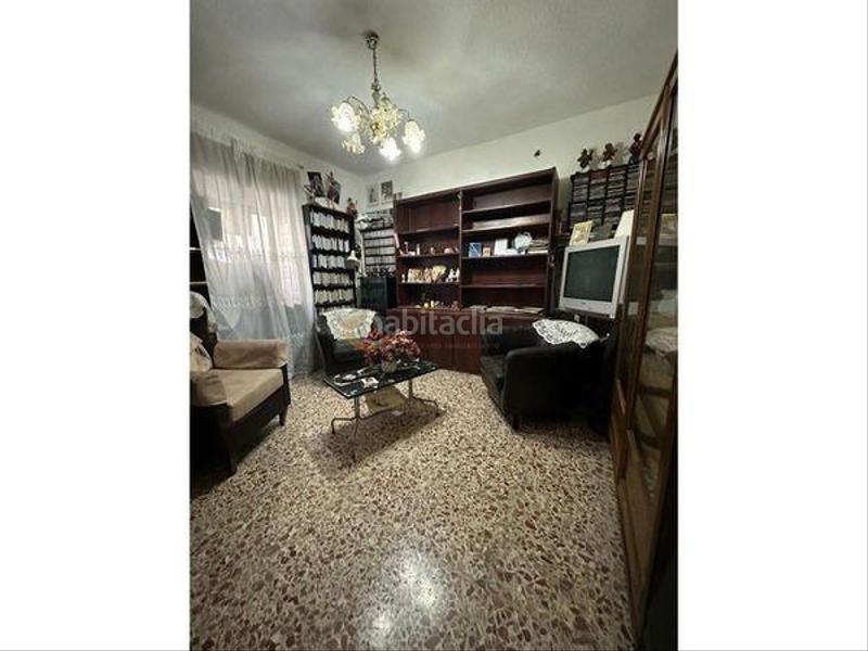 Foto 74c76bea-42cc-4c34-9a61-3c0d9c8531f8. Casa a Santa Isabel Jaén