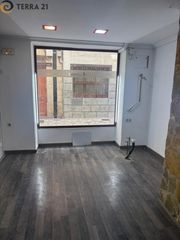 Local Comercial a San Felipe - El Almendral - La Merced. Local comercial reformado en la zona de la catedral, jaén  74,50