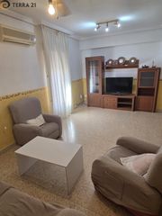 Rent Flat in Belén - San Roque. Piso disponible para estudiantes  zona san roque