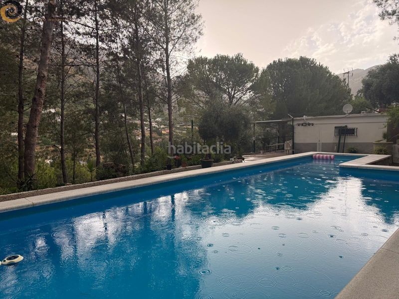 Foto 74c26405-247c-403b-b5f4-e7afb6118081. Casa amb piscina a Jabalcuz Jaén