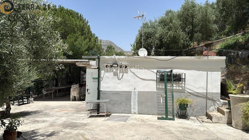 Foto a69f893d-cddd-4df1-ba99-eb377e54c821. Casa amb piscina a Jabalcuz Jaén