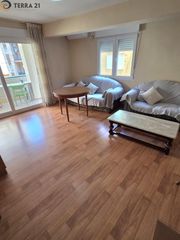 Location Appartement à San Bartolomé - Millán de Priego. Amplia vivienda en alquiler en pleno centro de jaén