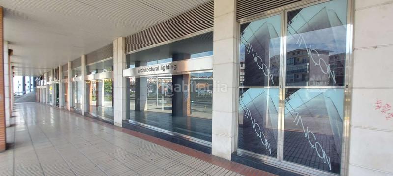 Foto 4c89ea11-6b6c-4e8d-acf7-664cee3aadef. Local commercial dans Centro Urbano-Hirigunea Leioa