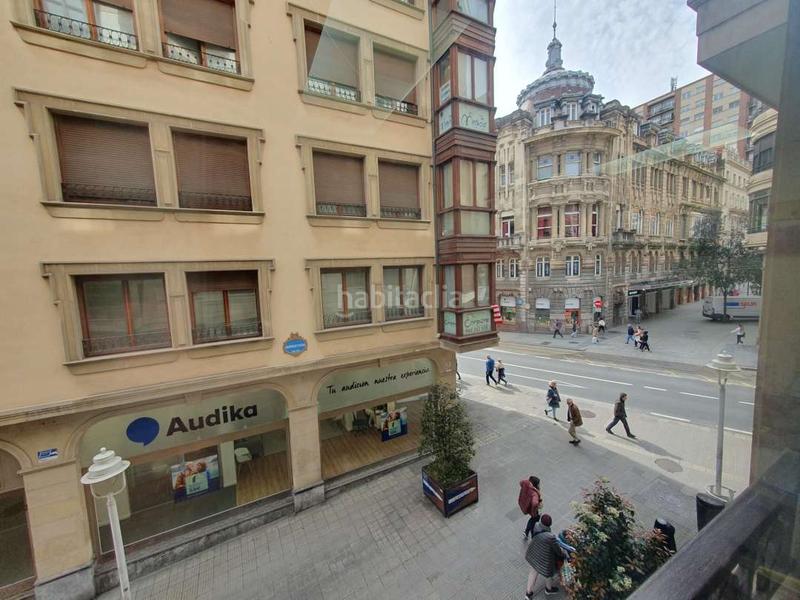 Foto f25dea2b-a1cd-4cc3-9b05-fc2e6515b845. Bureau avec chauffage parking dans Plaza Circular Bilbao